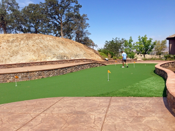 Best Artificial Grass Moreno Valley, California Golf Green, Beautiful Backyards