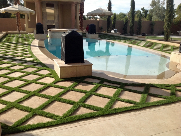 Faux Grass Banning, California Landscape Rock, Backyard Designs