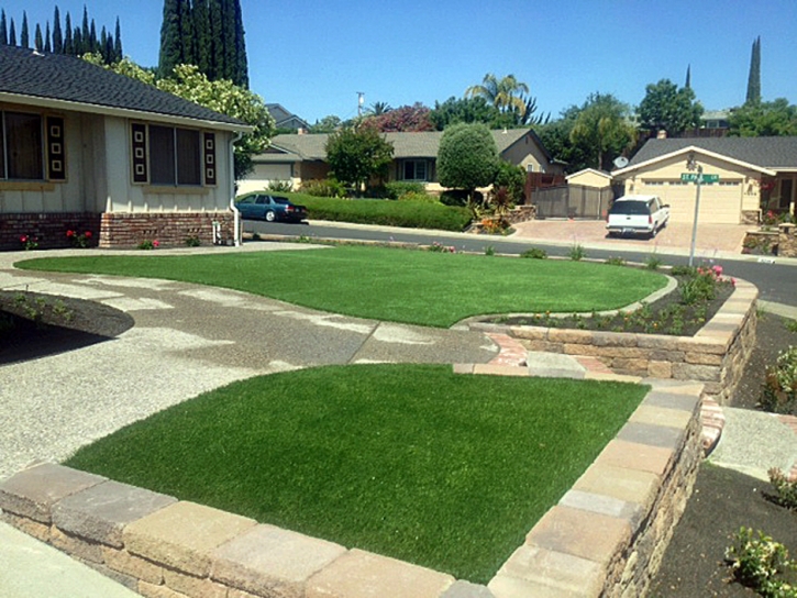 Green Lawn Quail Valley, California Backyard Deck Ideas